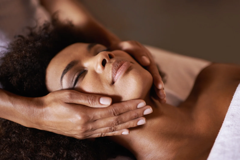 canva_woman_facial woman receiving a deluxe glow facial in newport beach
